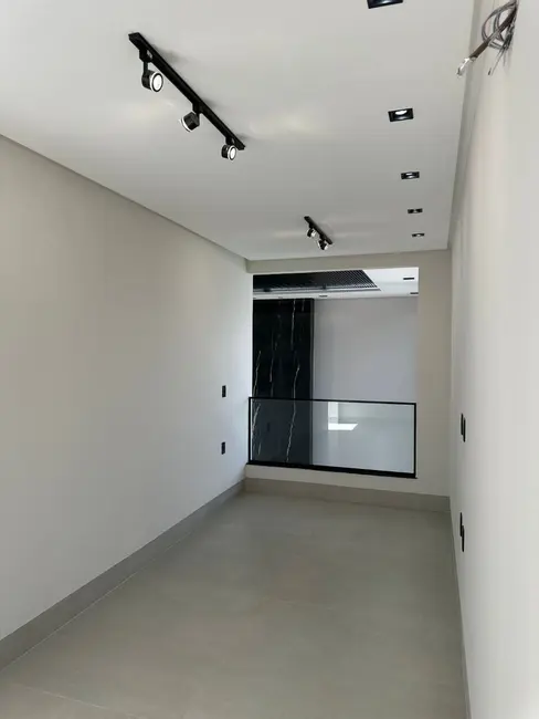 Foto 3 de Sobrado com 6 quartos à venda, 450m2 em Jardim Alvorada, Anapolis - GO