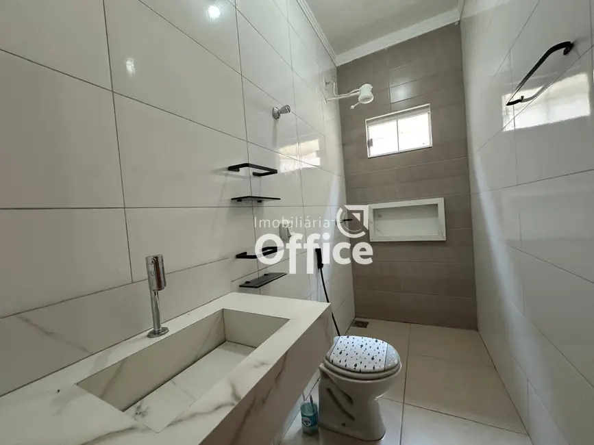 Casa com 3 quartos à venda, 150m2 em Residencial Rio Jordão, Anapolis - GO - imagem 4 Foto 4 de Casa com 3 quartos à venda, 150m2 em Residencial Rio Jordão, Anapolis - GO