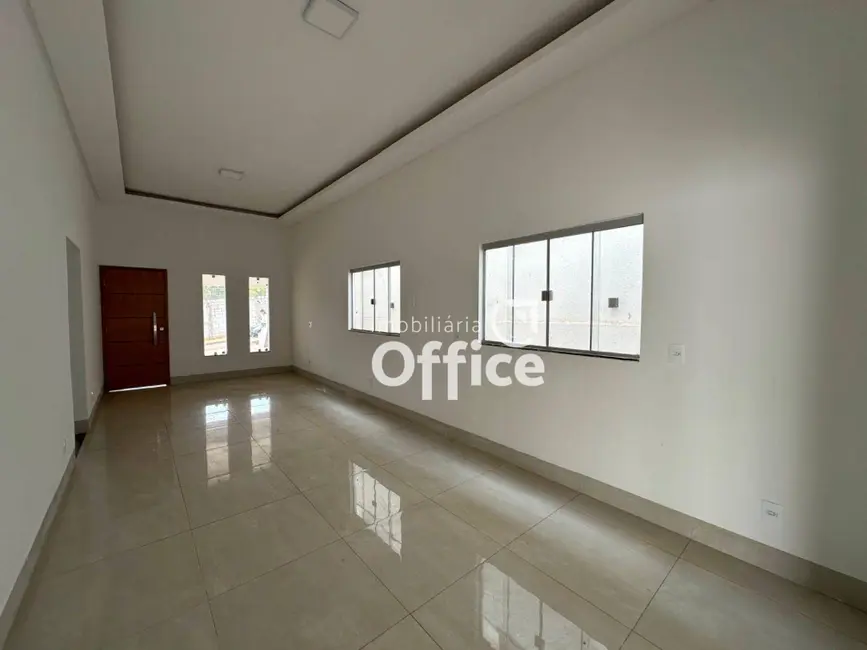 Foto 2 de Casa de Condomínio com 3 quartos à venda, 200m2 em Residencial Araguaia, Anapolis - GO