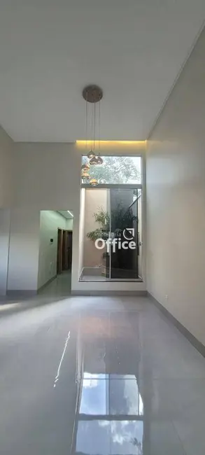 Casa com 3 quartos à venda, 200m2 em Residencial Buritis, Anapolis - GO - imagem 3 Foto 3 de Casa com 3 quartos à venda, 200m2 em Residencial Buritis, Anapolis - GO