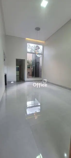 Casa com 3 quartos à venda, 200m2 em Residencial Buritis, Anapolis - GO - imagem 4 Foto 4 de Casa com 3 quartos à venda, 200m2 em Residencial Buritis, Anapolis - GO