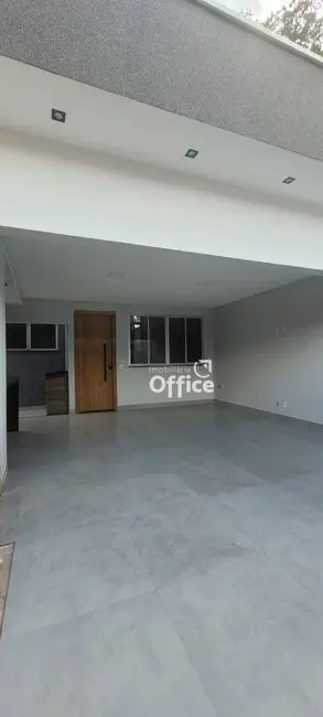 Foto 1 de Casa com 3 quartos à venda, 200m2 em Residencial Buritis, Anapolis - GO