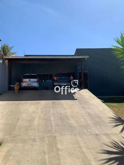 Foto 2 de Casa com 3 quartos à venda, 360m2 em São Carlos, Anapolis - GO
