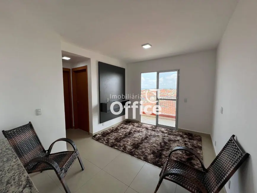 Foto 2 de Apartamento com 2 quartos para alugar, 65m2 em Vila Formosa, Anapolis - GO