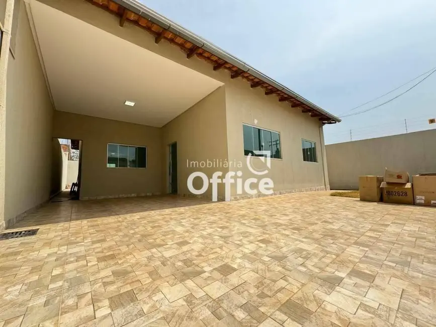 Foto 1 de Casa com 3 quartos à venda, 300m2 em Parque Brasília 2ª Etapa, Anapolis - GO