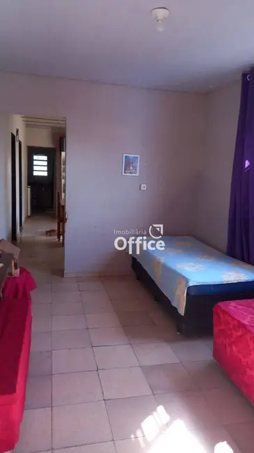 Casa com 6 quartos à venda, 360m2 em Vila Jaiara, Anapolis - GO - imagem 4 Foto 4 de Casa com 6 quartos à venda, 360m2 em Vila Jaiara, Anapolis - GO