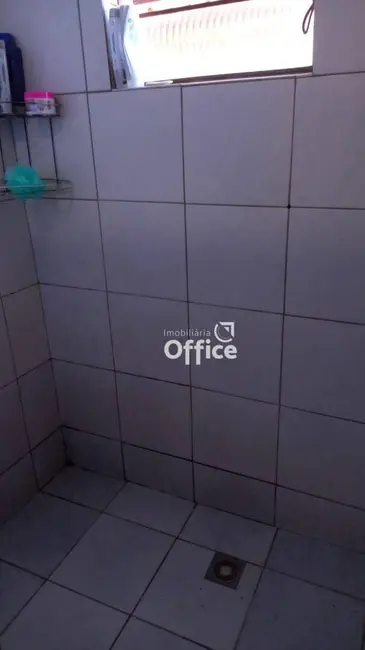 Casa com 6 quartos à venda, 360m2 em Vila Jaiara, Anapolis - GO - imagem 9 Foto 9 de Casa com 6 quartos à venda, 360m2 em Vila Jaiara, Anapolis - GO