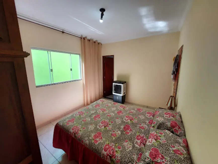 Foto 9 de Casa com 2 quartos à venda, 200m2 em Jardim Alvorada, Anapolis - GO