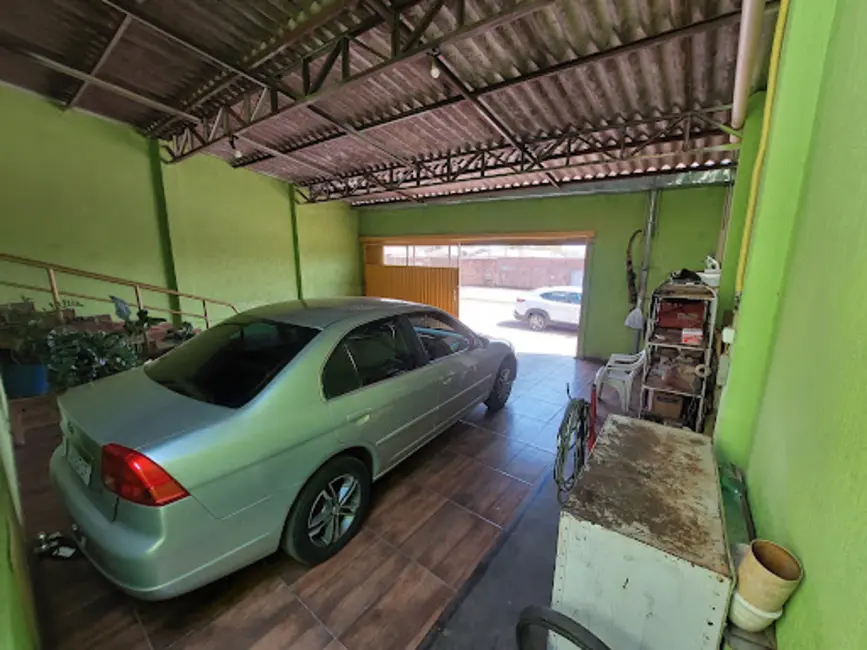 Foto 2 de Casa com 2 quartos à venda, 200m2 em Jardim Alvorada, Anapolis - GO