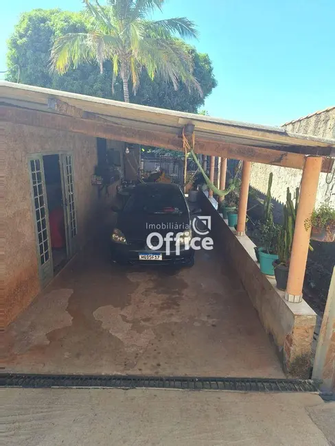 Casa com 3 quartos à venda, 300m2 em Residencial Morumbi, Anapolis - GO - imagem 5 Foto 5 de Casa com 3 quartos à venda, 300m2 em Residencial Morumbi, Anapolis - GO