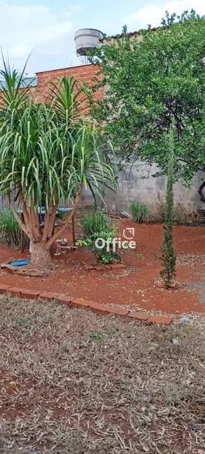 Foto 4 de Casa com 4 quartos à venda, 456m2 em Vila Jaiara, Anapolis - GO