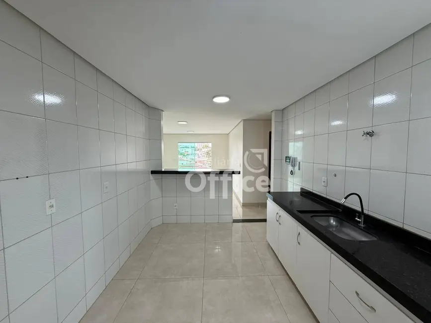 Foto 1 de Apartamento com 3 quartos à venda, 106m2 em Vila Góis, Anapolis - GO