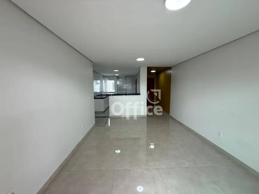 Foto 2 de Apartamento com 3 quartos à venda, 106m2 em Vila Góis, Anapolis - GO