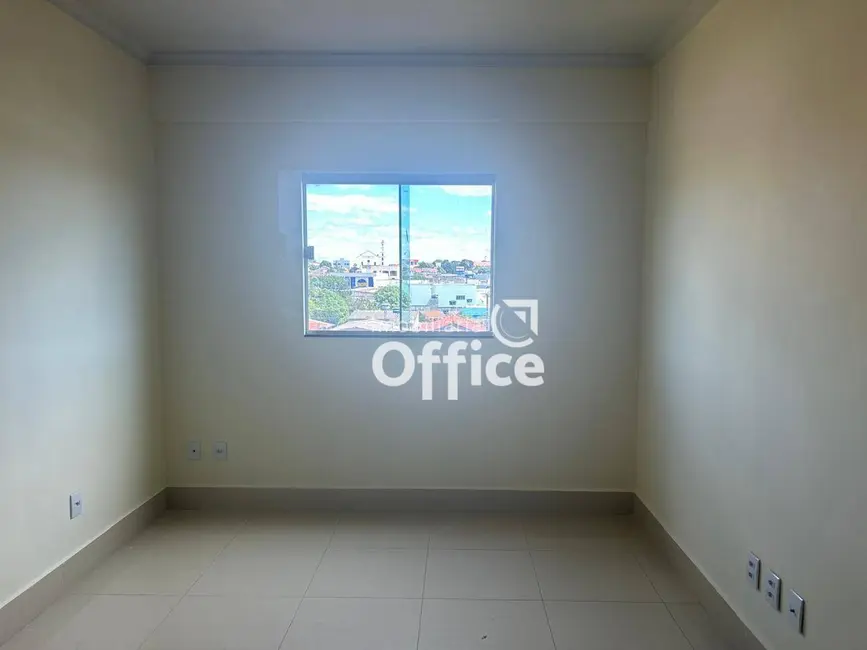 Foto 7 de Apartamento com 3 quartos à venda, 127m2 em Vila Jaiara, Anapolis - GO