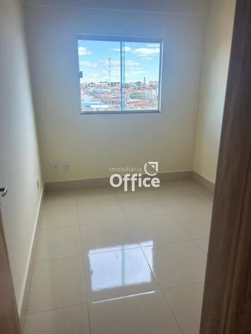 Foto 3 de Apartamento com 3 quartos à venda, 127m2 em Vila Jaiara, Anapolis - GO