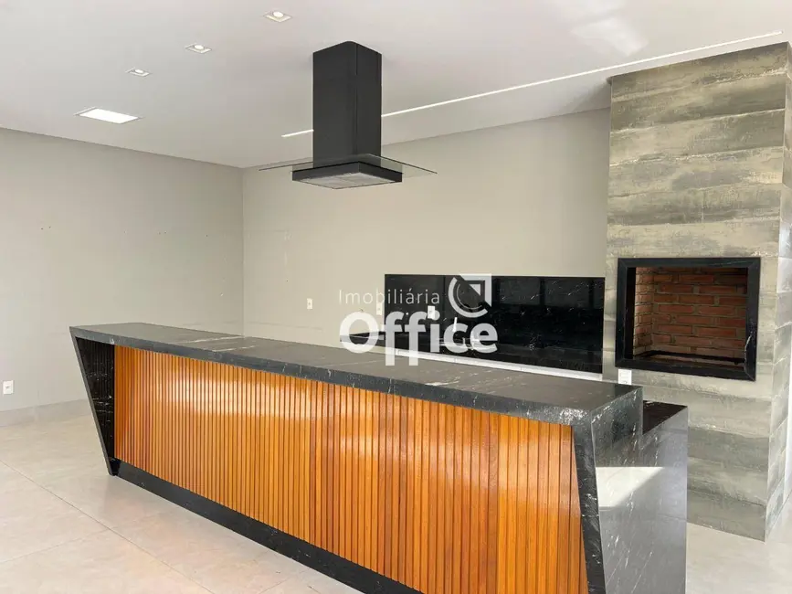 Foto 6 de Casa de Condomínio com 3 quartos à venda, 420m2 em Anapolis - GO