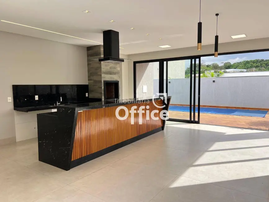 Foto 4 de Casa de Condomínio com 3 quartos à venda, 420m2 em Anapolis - GO