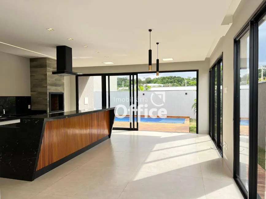 Foto 7 de Casa de Condomínio com 3 quartos à venda, 420m2 em Anapolis - GO