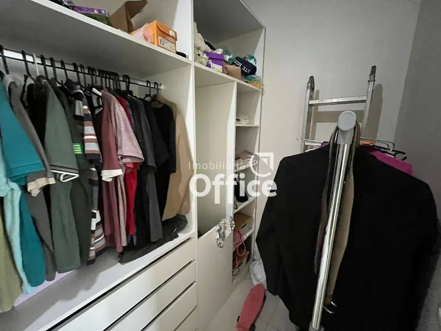 Foto 9 de Casa com 3 quartos à venda, 360m2 em Jardim Europa, Anapolis - GO