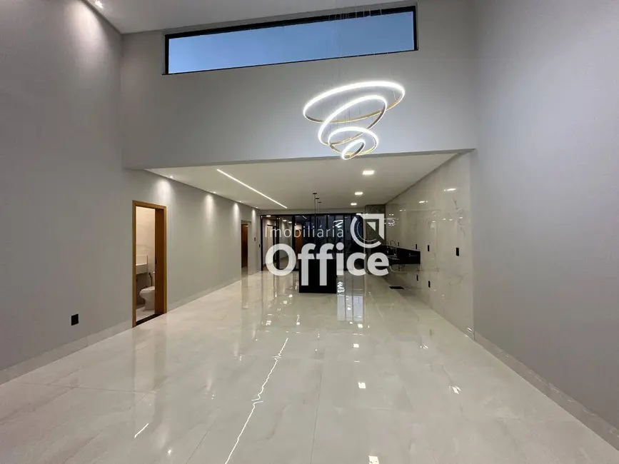 Foto 6 de Casa com 3 quartos à venda, 360m2 em Residencial Jardins do Lago, Anapolis - GO