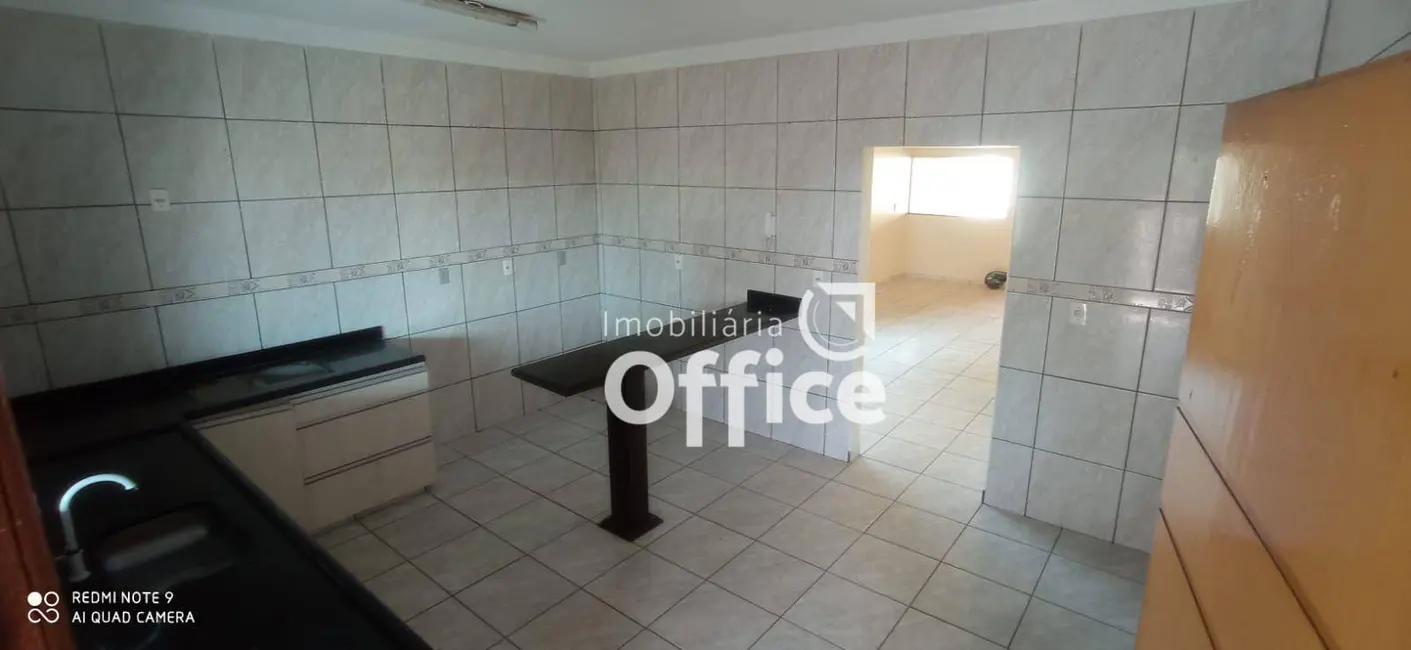Foto 6 de Casa com 3 quartos à venda, 300m2 em Setor Bougainville, Anapolis - GO