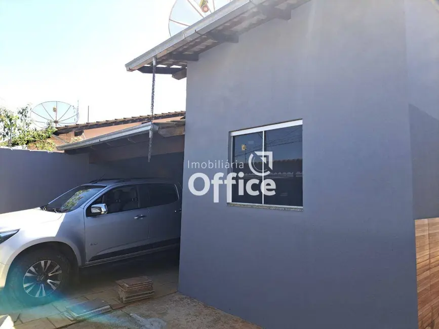 Foto 2 de Casa com 3 quartos à venda, 200m2 em Residencial Buritis, Anapolis - GO