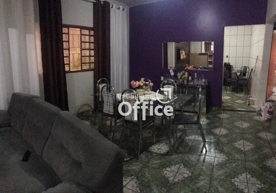 Foto 8 de Casa com 3 quartos à venda, 300m2 em Jardim Silveira, Anapolis - GO