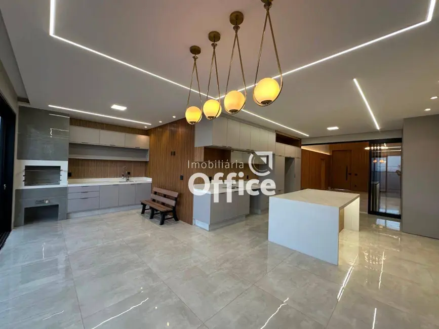 Foto 7 de Casa de Condomínio com 3 quartos à venda, 360m2 em Condomínio Residencial Grand Trianon, Anapolis - GO