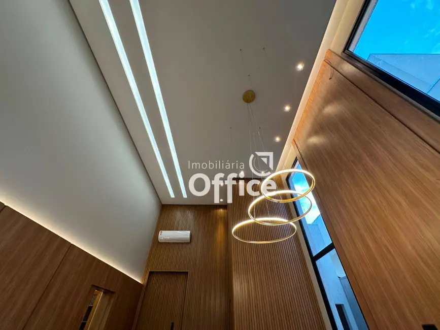Foto 6 de Casa de Condomínio com 3 quartos à venda, 360m2 em Condomínio Residencial Grand Trianon, Anapolis - GO