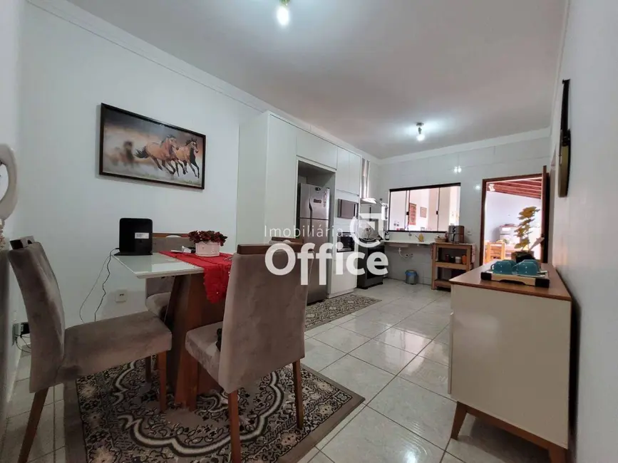 Foto 9 de Casa com 4 quartos à venda, 202m2 em Jardim Europa, Anapolis - GO