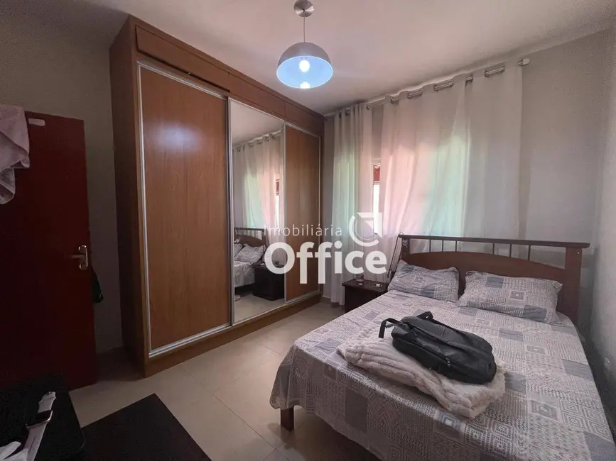 Casa com 4 quartos à venda, 373m2 em Residencial Itatiaia, Anapolis - GO - imagem 7 Foto 7 de Casa com 4 quartos à venda, 373m2 em Residencial Itatiaia, Anapolis - GO