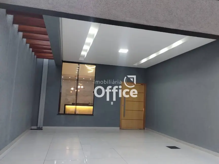 Foto 1 de Casa com 3 quartos à venda, 165m2 em Anapolis - GO