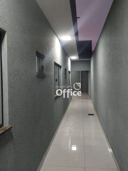 Foto 2 de Casa com 3 quartos à venda, 165m2 em Anapolis - GO