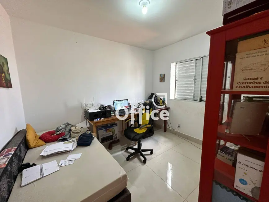 Foto 4 de Casa de Condomínio com 3 quartos à venda, 200m2 em Condomínio Residencial Villa Lobos, Anapolis - GO