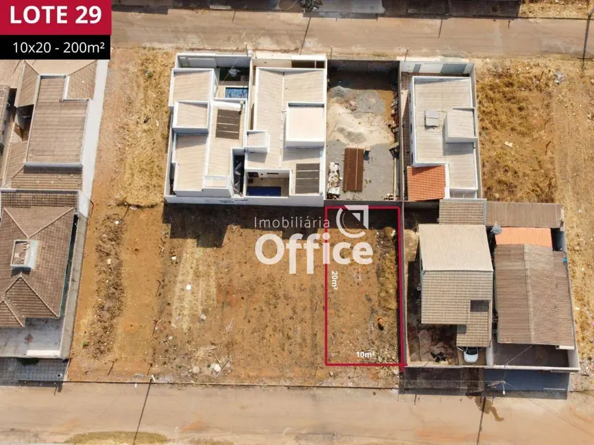 Foto 2 de Terreno / Lote à venda, 200m2 em Jardim Itália, Anapolis - GO