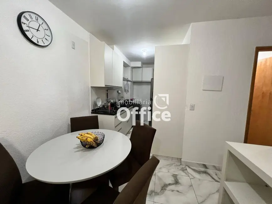 Foto 2 de Apartamento com 2 quartos à venda, 50m2 em Residencial Cerejeiras, Anapolis - GO
