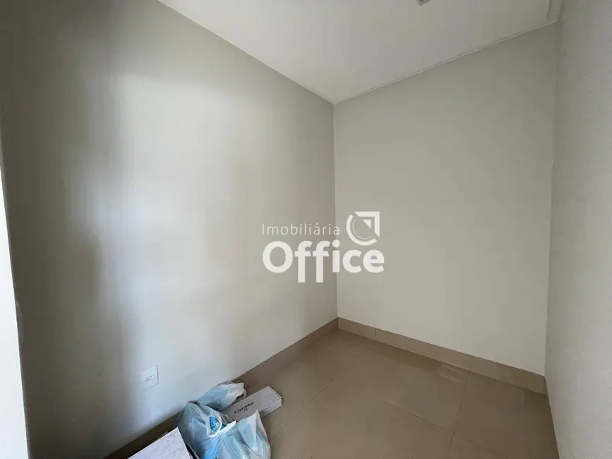 Casa com 3 quartos à venda, 420m2 em Setor Bougainville, Anapolis - GO - imagem 8 Foto 8 de Casa com 3 quartos à venda, 420m2 em Setor Bougainville, Anapolis - GO