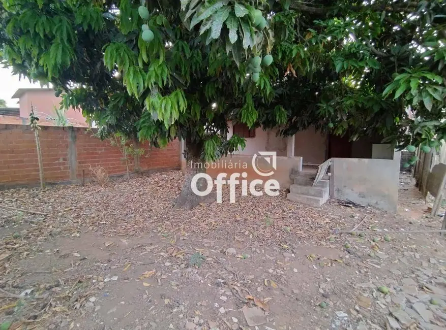 Foto 4 de Casa com 2 quartos à venda, 200m2 em Víviam Parque, Anapolis - GO