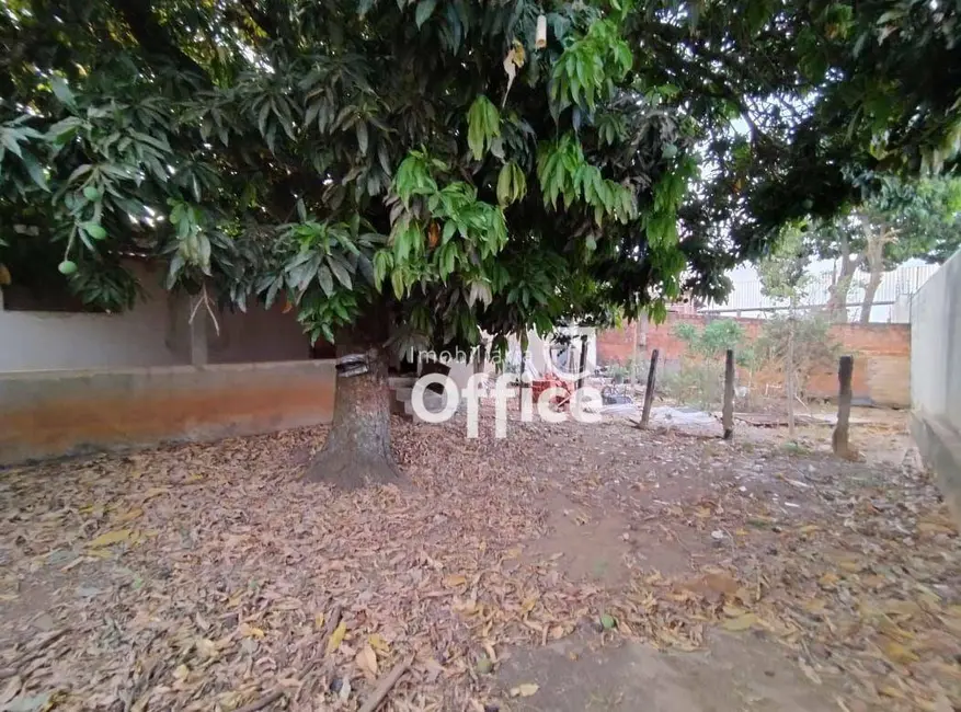 Foto 3 de Casa com 2 quartos à venda, 200m2 em Víviam Parque, Anapolis - GO