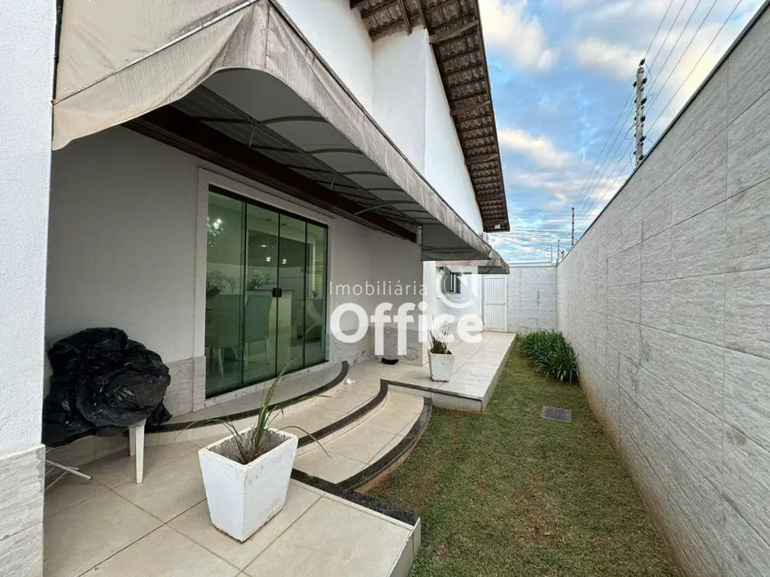 Casa com 4 quartos à venda, 450m2 em Anápolis City, Anapolis - GO - imagem 3 Foto 3 de Casa com 4 quartos à venda, 450m2 em Anápolis City, Anapolis - GO