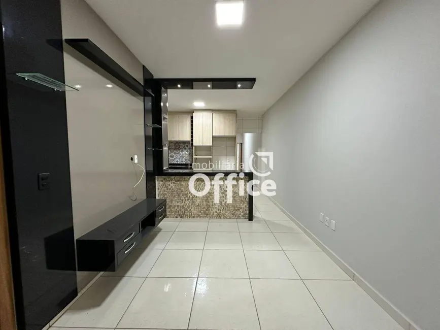 Casa com 3 quartos à venda, 180m2 em São João, Anapolis - GO - imagem 2 Foto 2 de Casa com 3 quartos à venda, 180m2 em São João, Anapolis - GO