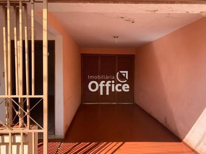 Foto 2 de Casa com 3 quartos à venda, 290m2 em Setor Central, Anapolis - GO