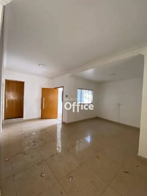 Casa com 2 quartos à venda, 181m2 em Setor Central, Anapolis - GO - imagem 8 Foto 8 de Casa com 2 quartos à venda, 181m2 em Setor Central, Anapolis - GO