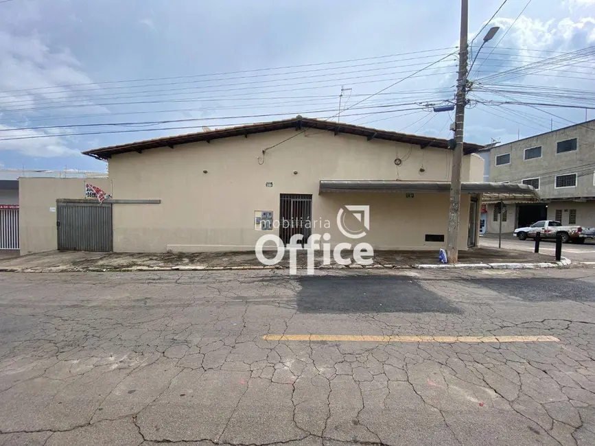 Foto 2 de Casa com 2 quartos à venda, 181m2 em Setor Central, Anapolis - GO