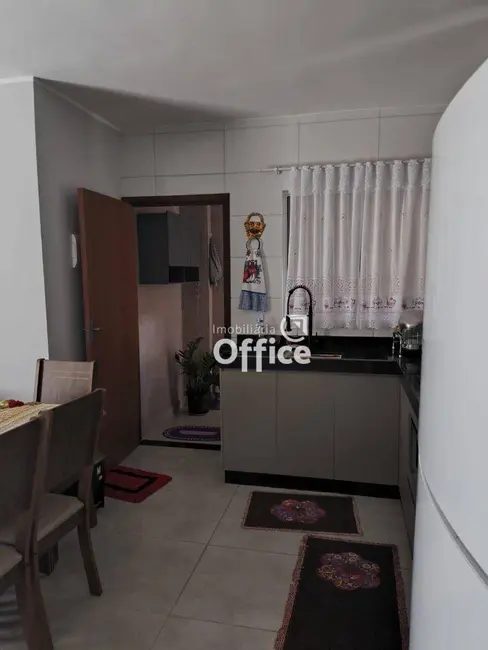 Foto 8 de Casa com 2 quartos à venda, 100m2 em Anapolis - GO