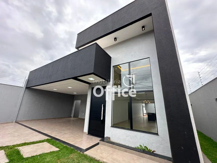 Foto 3 de Casa com 3 quartos à venda, 300m2 em Anapolis - GO