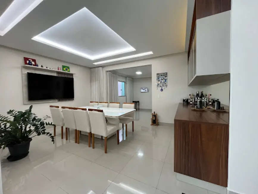 Foto 3 de Casa com 3 quartos à venda, 175m2 em Setor Sul Jamil Miguel, Anapolis - GO