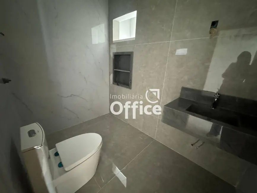 Casa com 3 quartos à venda, 390m2 em Anápolis City, Anapolis - GO - imagem 9 Foto 9 de Casa com 3 quartos à venda, 390m2 em Anápolis City, Anapolis - GO