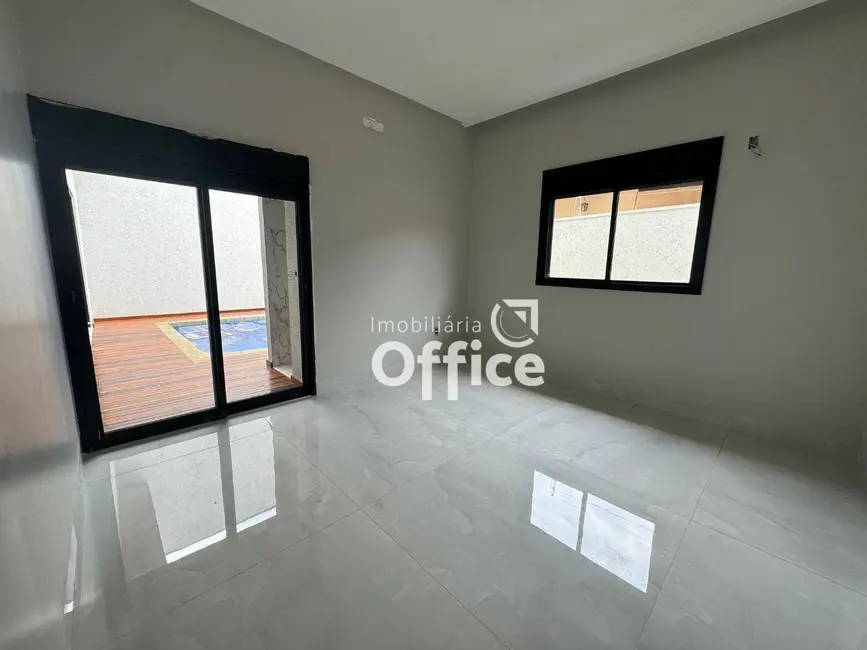 Casa com 3 quartos à venda, 390m2 em Anápolis City, Anapolis - GO - imagem 8 Foto 8 de Casa com 3 quartos à venda, 390m2 em Anápolis City, Anapolis - GO