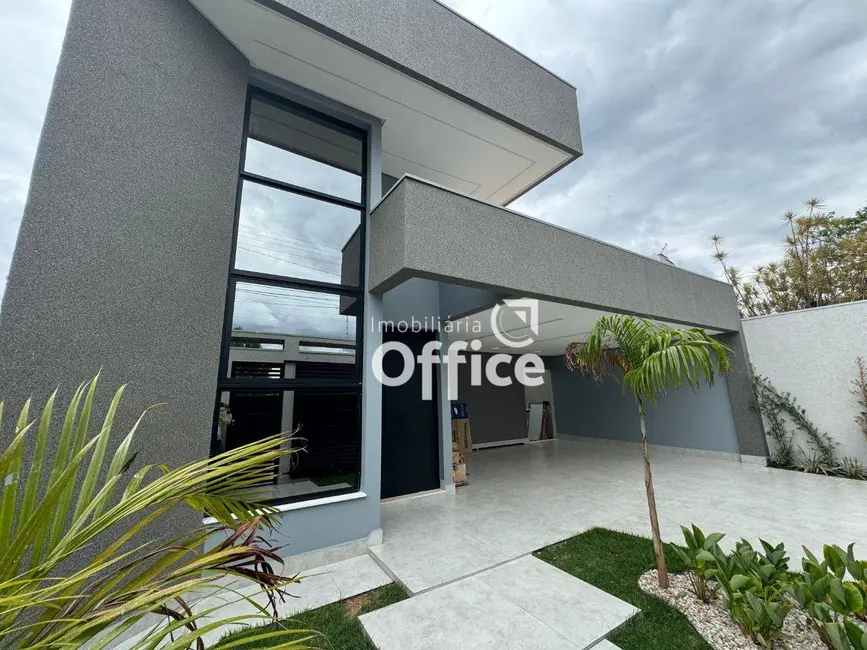 Foto 1 de Casa com 3 quartos à venda, 390m2 em Anápolis City, Anapolis - GO